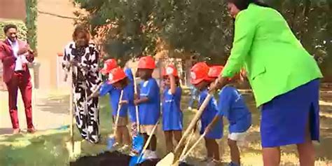Napier Elementary School breaks ground on outdoor classroom .